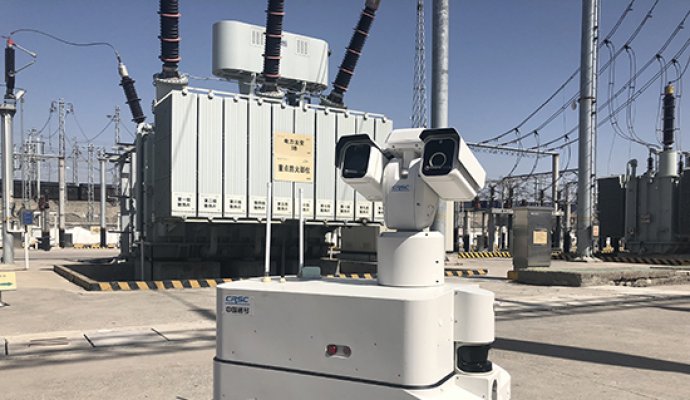 智能“移動哨兵”：室外輪式巡檢機器人的功能與應用場景（無線充電）