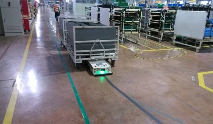 AGV的應用領域不斷擴大（無線充電）