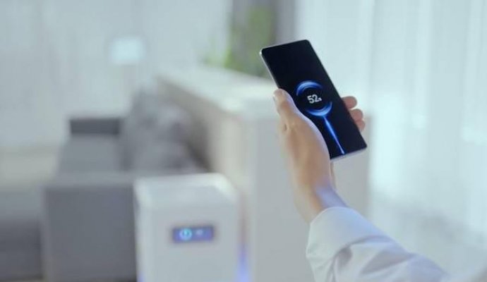 高鐵候車區(qū)提供手機(jī)無線充電方案服務(wù)（無線充電）