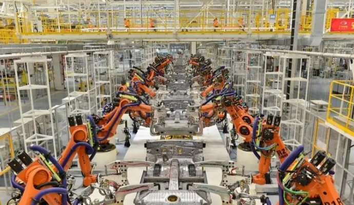 淺談AGV汽車廣受制造業喜愛的原因（一）（無線充電）