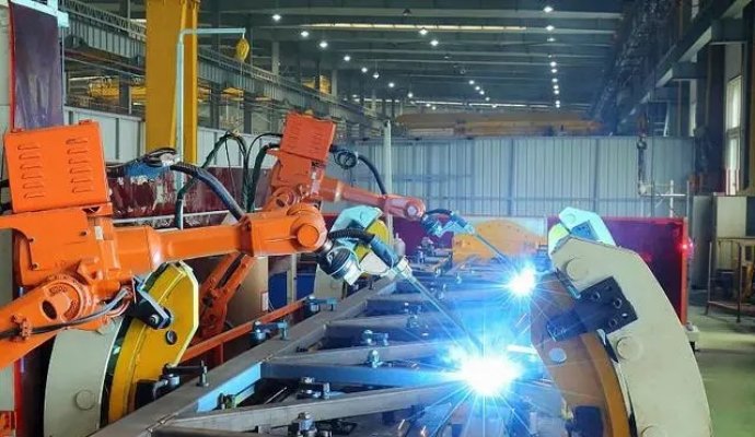 AGV:尖端技術(shù)對制造業(yè)的顛覆（無線充電）