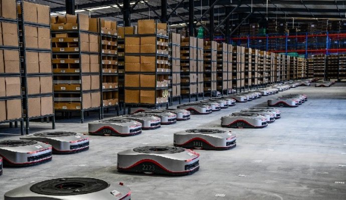 AGV小車智能倉儲系統的實現（無線充電）