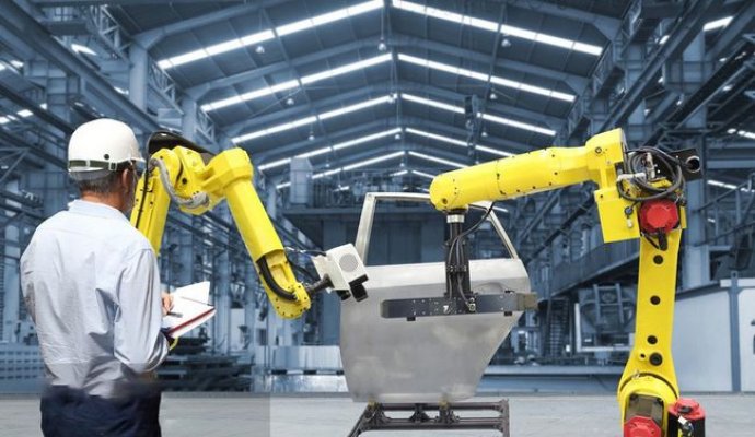 如何保證機(jī)器人換人的安全性（無線充電）