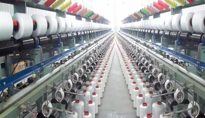 紡織行業移動機器人AGV/AMR應用（無線充電）